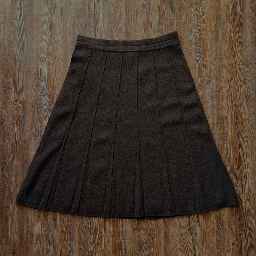 Elegant Dark Brown A-Line Skirt 100% Wool